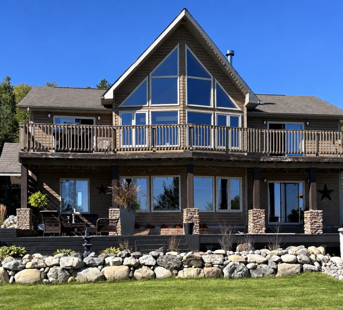 Private 5 Acre Retreat w/Elevated Long Lake View